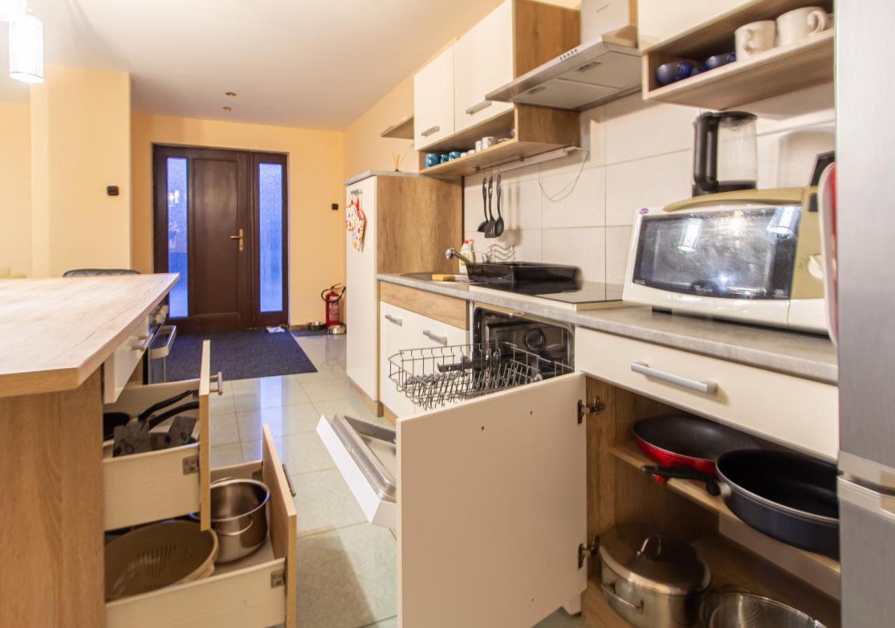 Deli Terasz B Apartman Free Parking, Self-Check-In Anytime Győr Eksteriør billede
