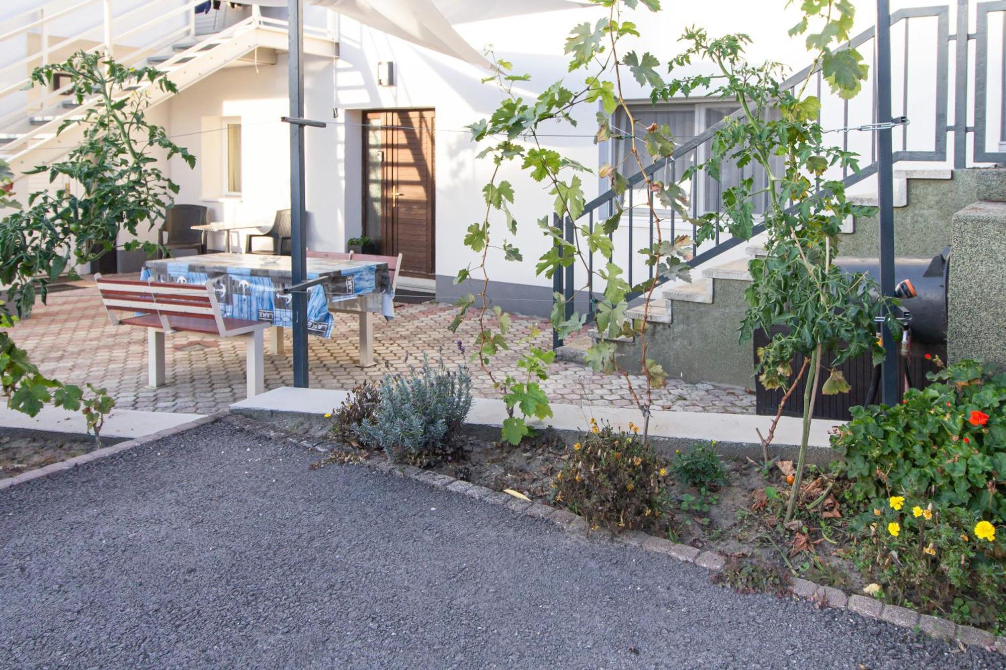 Deli Terasz B Apartman Free Parking, Self-Check-In Anytime Győr Eksteriør billede